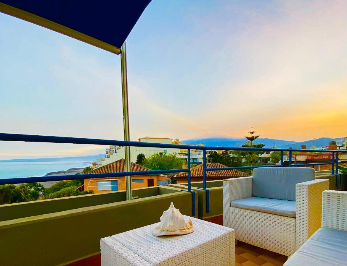 The Dream - Seafront Loft Lägenhet Giardini Naxos Exteriör bild