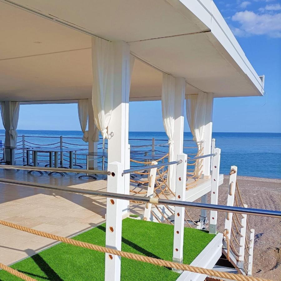 The Dream - Seafront Loft Lägenhet Giardini Naxos Exteriör bild